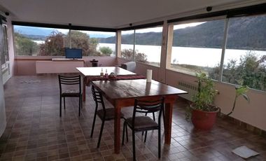 Increíble propiedad a la orilla del Lago Mosquito