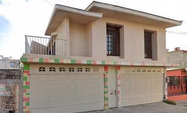 CASA EN VENTA EN FRACCIONAMIENTO DEL LAGO, DURANGO (REMATE BANCARIO)