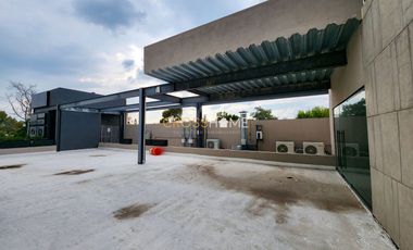 LOCAL EN VENTA EN JURICA QRO.