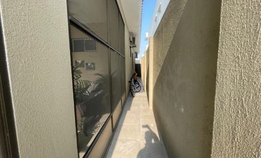 URBANIZACION EL CONDAD VENDO PRECIOSA Y AMPLIA VILLA UN PLANTA, DOS DORMITORIOS, FULL ACABADOS