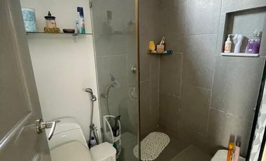 URBANIZACION EL CONDAD VENDO PRECIOSA Y AMPLIA VILLA UN PLANTA, DOS DORMITORIOS, FULL ACABADOS