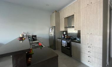 URBANIZACION EL CONDAD VENDO PRECIOSA Y AMPLIA VILLA UN PLANTA, DOS DORMITORIOS, FULL ACABADOS