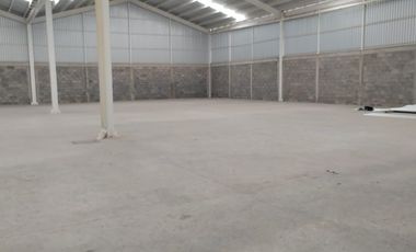 NAVES INDUSTRIALES EN RENTA A SALIDA SALAMANCA DESDE $75,000