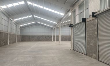 NAVES INDUSTRIALES EN RENTA A SALIDA SALAMANCA DESDE $75,000