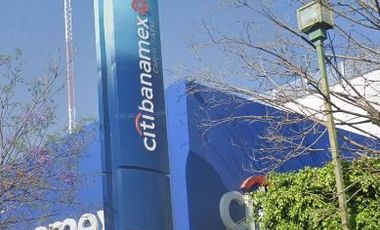 ¡¡Haz Que Tu Dinero Trabaje Para Ti Hoy !! Venta de Hermosa Casa en Exclusiva Zona, Col. Ciudad del Sol, Zapopan, Jalisco.