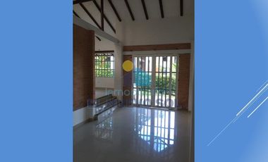 ¡¡¡ Casa Bonita y Económica!!! la mejor inversión para tu familia.