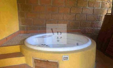Venta de casa en el centro de Avandaro.