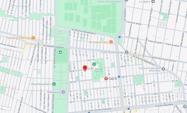 Venta de Amplio Edificio, Col. Santa Cruz Meyehualco, CDMX.