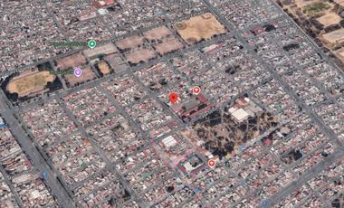 Venta de Amplio Edificio, Col. Santa Cruz Meyehualco, CDMX.