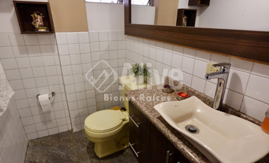 Casa independiente de venta en Monjas Jardín del Valle