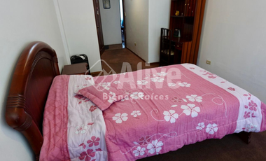 Casa independiente de venta en Monjas Jardín del Valle