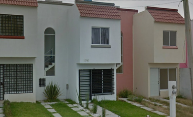CASA EN VENTA EN LOMAS DEL CARMEN, GUANAJUATO (REMATE BANCARIO)