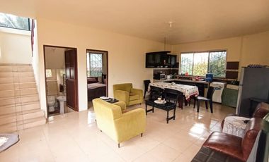 VENDO CASA DE CAMPO CON AMPLIO TERRENO, EN CONJUNTO PRIVADO, PEDRO VICENTE MALDONADO