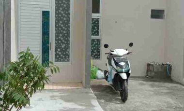 Dijual /disewakan rumah murah siap huni lokasi mepet Surabaya barat