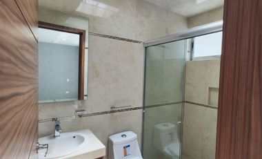 CASA EN VENTA EN FRACCIONAMIENTO - ZONA CHEDRAUI SELECT ATLIXCÁYOTL
