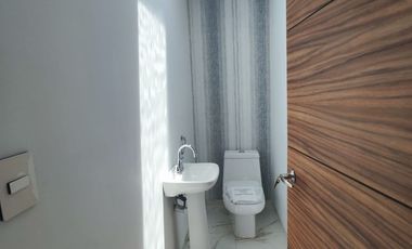 CASA EN VENTA EN FRACCIONAMIENTO - ZONA CHEDRAUI SELECT ATLIXCÁYOTL