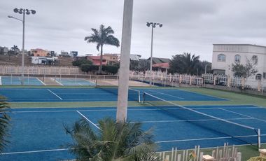 VENDO CASA DE PLAYA EN URBANIZACION PRIVADA, MIRADOR SAN JOSE, MANTA