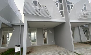 TOWNHOUSE FOR RENT 2 BEDROOM BRAND NEW TAGAYTAY-NASUGBU 2 FLOORS