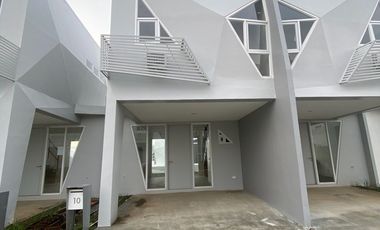 TOWNHOUSE FOR RENT 2 BEDROOM BRAND NEW TAGAYTAY-NASUGBU 2 FLOORS