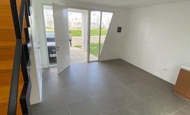 TOWNHOUSE FOR RENT 2 BEDROOM BRAND NEW TAGAYTAY-NASUGBU 2 FLOORS