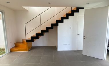 TOWNHOUSE FOR RENT 2 BEDROOM BRAND NEW TAGAYTAY-NASUGBU 2 FLOORS