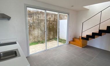 TOWNHOUSE FOR RENT 2 BEDROOM BRAND NEW TAGAYTAY-NASUGBU 2 FLOORS