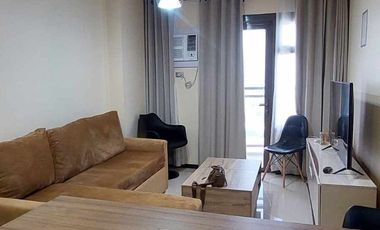 35J- 1BR with Balcony at Radiance South