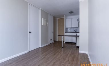 1 Dormitorio + 1 Baño + Estacionamiento y Bodega en San Miguel, Metro Ciudad del Niño.