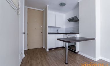 1 Dormitorio + 1 Baño + Estacionamiento y Bodega en San Miguel, Metro Ciudad del Niño.