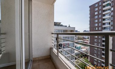 1 Dormitorio + 1 Baño + Estacionamiento y Bodega en San Miguel, Metro Ciudad del Niño.