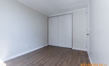 1 Dormitorio + 1 Baño + Estacionamiento y Bodega en San Miguel, Metro Ciudad del Niño.