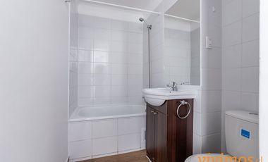 1 Dormitorio + 1 Baño + Estacionamiento y Bodega en San Miguel, Metro Ciudad del Niño.
