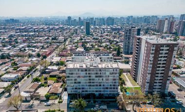 1 Dormitorio + 1 Baño + Estacionamiento y Bodega en San Miguel, Metro Ciudad del Niño.