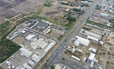bodega industrial con terreno de venta portoviejo