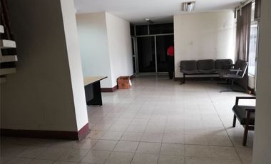 bodega industrial con terreno de venta portoviejo