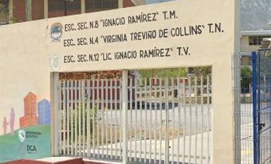 ¡¡Haz Que Tu Dinero Trabaje Para Ti Hoy !! Venta de  Casa en Zona de Alta Plusvalía, Col. Misión de las Villas, Sta Catarina, NL.