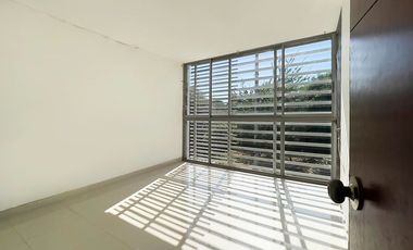 VENDO CASA DE DOS PISOS EN EL BARRIO LA FLORESTA DE LA CIUDAD DE VALLEDUPAR