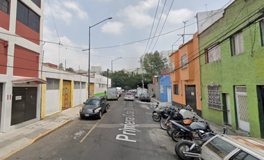 !! GRAN OPORTUNIDAD DE INVERSION !! HERMOSA Y AMPLIA CASA EN LA MEJOR ZONA DE ALCALDIA CUAHUTEMOC CDMX