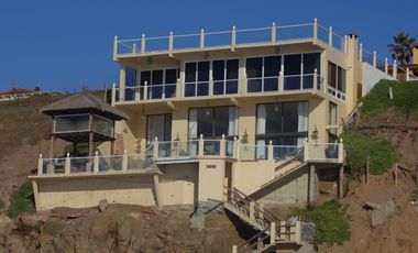 🌴🌞🌊  🌅 Lujosa residencia frente al mar en San Antonio Del Mar 🌴🌞🌊  🌅
