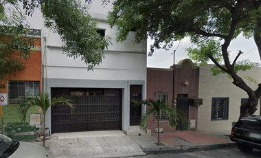 VENTA HERMOSA CASA EN IGNACIO LUIS VALLARTA EXCELENTE INVERSION