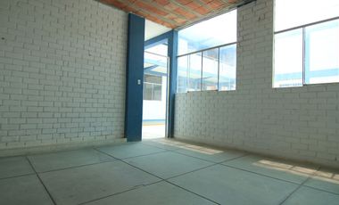 EN VENTA LOCAL COLEGIO EN LA URB. LOS EDUCADORES-PIURA