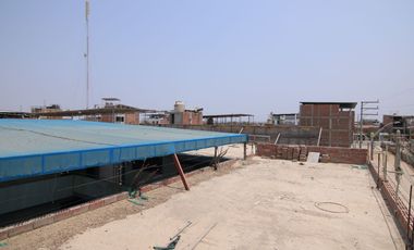 EN VENTA LOCAL COLEGIO EN LA URB. LOS EDUCADORES-PIURA