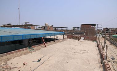 EN VENTA LOCAL COLEGIO EN LA URB. LOS EDUCADORES-PIURA