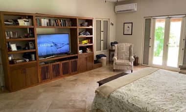 Residencia en venta en Montecristo de una planta