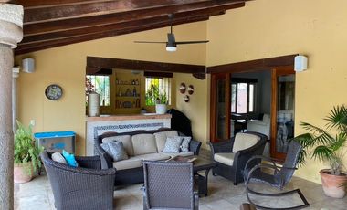 Residencia en venta en Montecristo de una planta