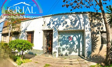Se Vende Amplia Casa Excelente ubicación Santiago Centro 