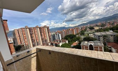 Venta de Apartamento Los Colores Medellín.