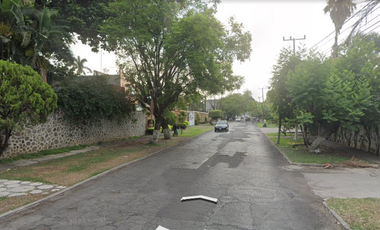 HERMOSA CASA EN CUERNAVACA MORELOS, EXCELENTE UBICACION, A UNOS MINUTOS DEL CENTRO DE CURNAVACA Y PARQUE ACUATICO TEMIXCO