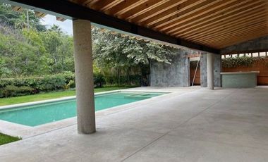 EN VENTA CASA EN EXCLUSIVO FRACCIONAMIENTO ZONA SUR EN CUERNAVACA, MORELOS.
