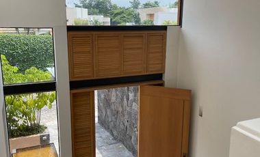 EN VENTA CASA EN EXCLUSIVO FRACCIONAMIENTO ZONA SUR EN CUERNAVACA, MORELOS.